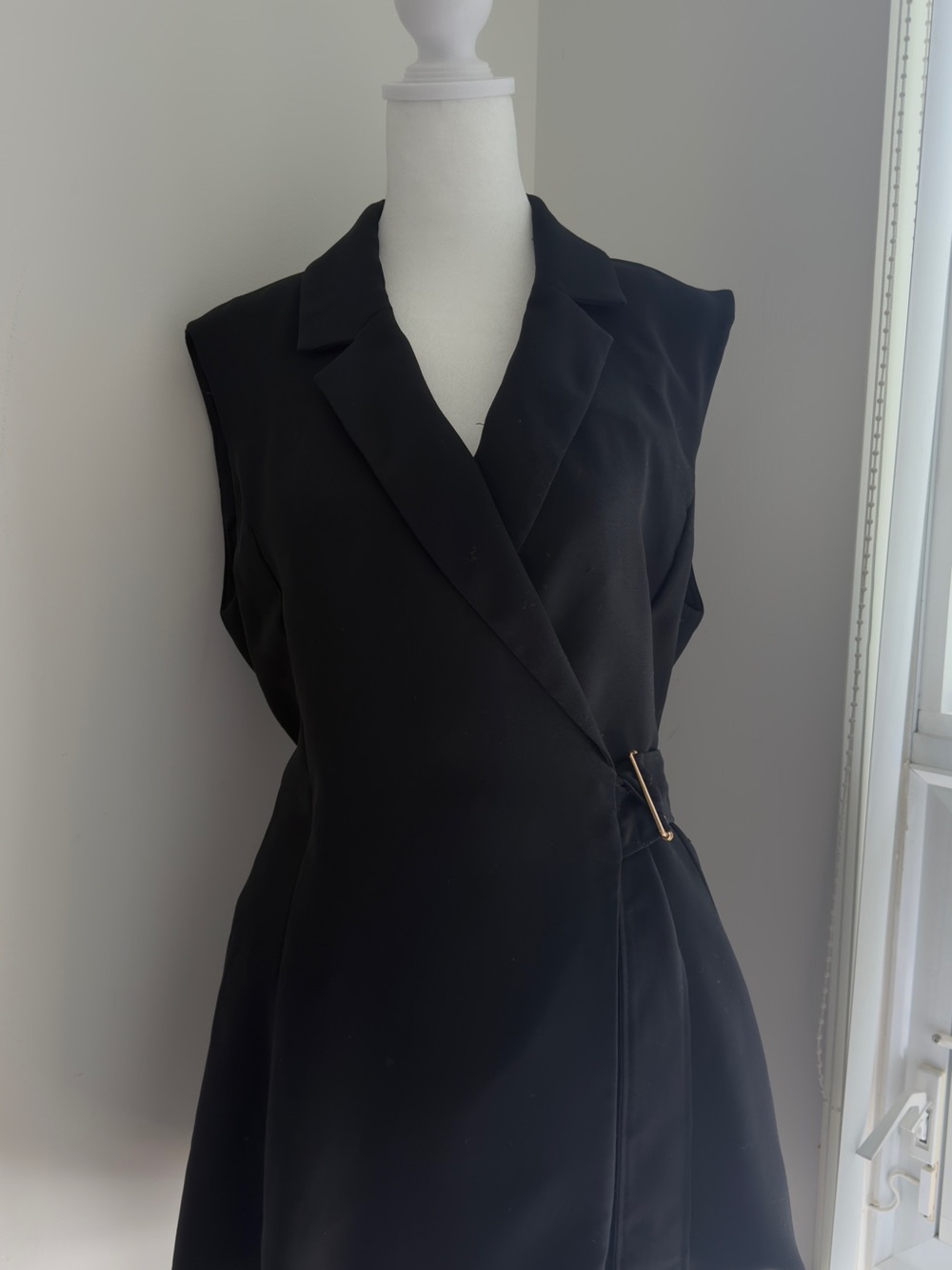 H&M Dress Vest - Picture 2 of 5